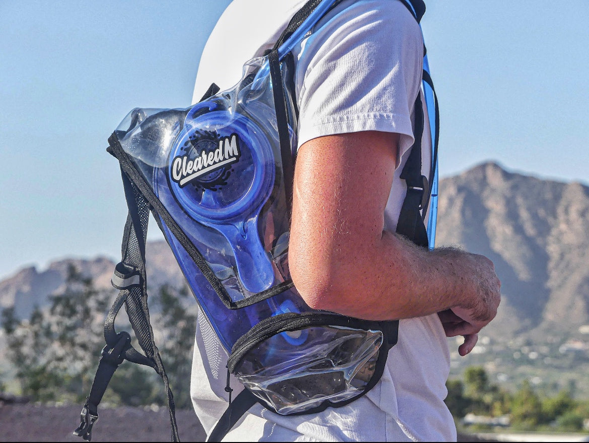 Hydration pack outlet without bladder